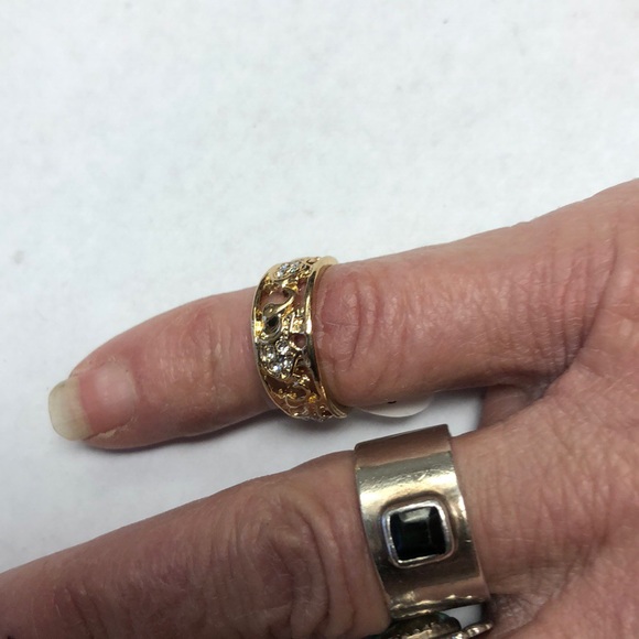 Elephant’s in a Caravan Ring Gold Plated with CZs - Picture 2 of 3